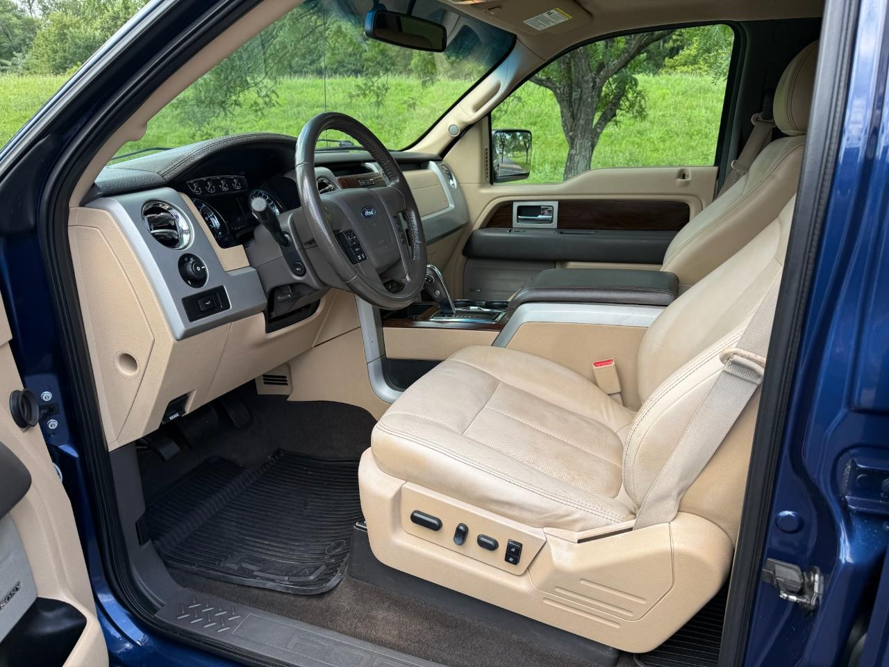 Ford F-150 Lariat SuperCrew 4WD 2012