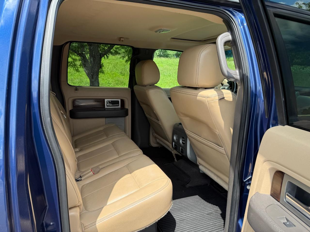 Ford F-150 Lariat SuperCrew 4WD 2012