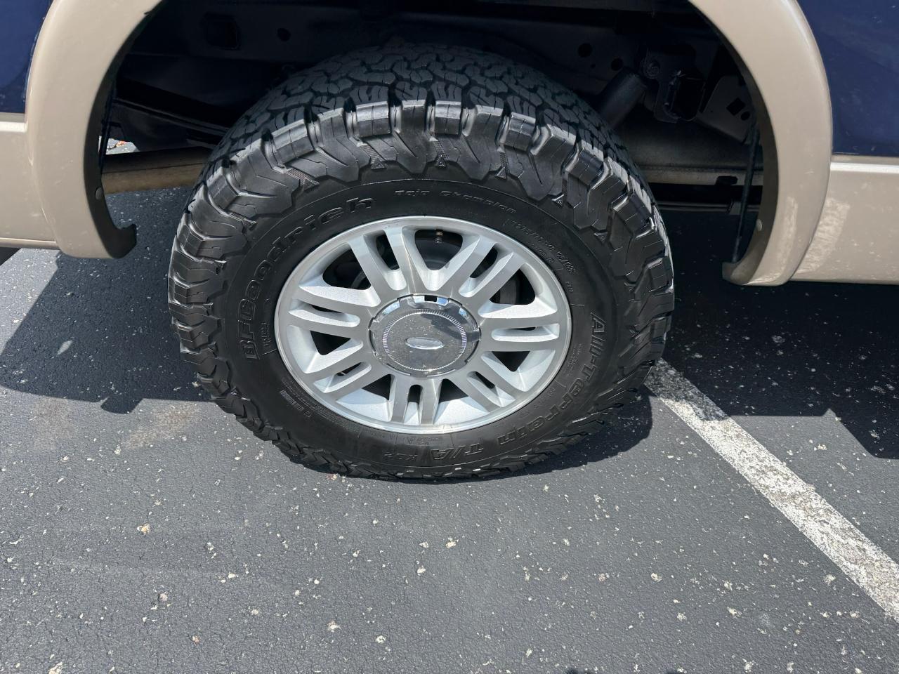 Ford F-150 Lariat SuperCrew 4WD 2012