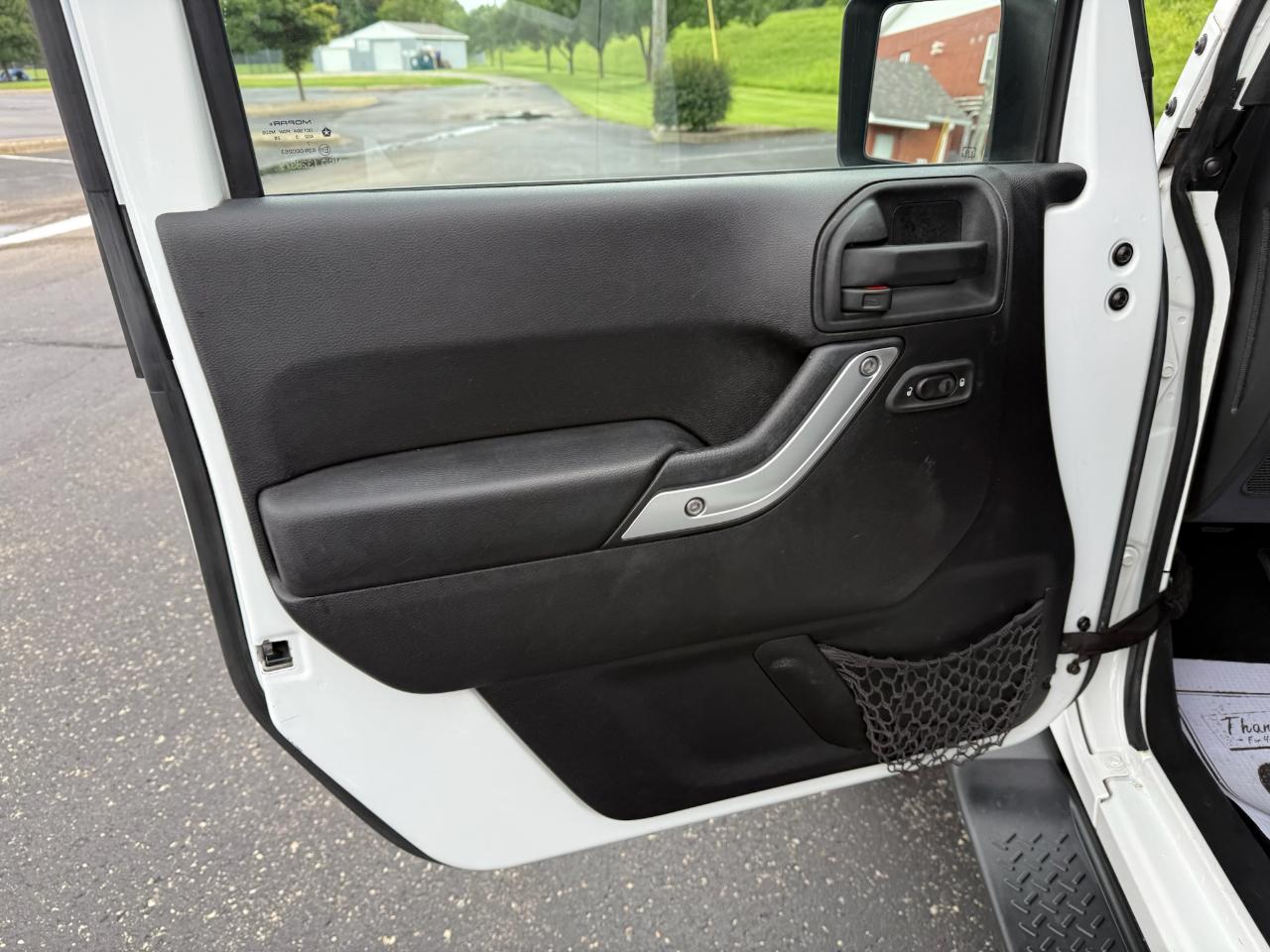 Jeep Wrangler Unlimited Sahara 4WD 2014