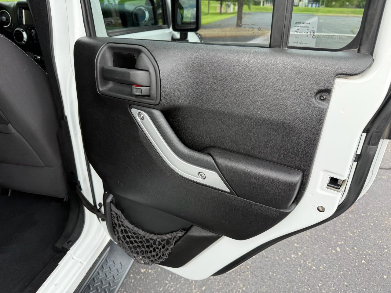 Jeep Wrangler Unlimited Sahara 4WD 2014