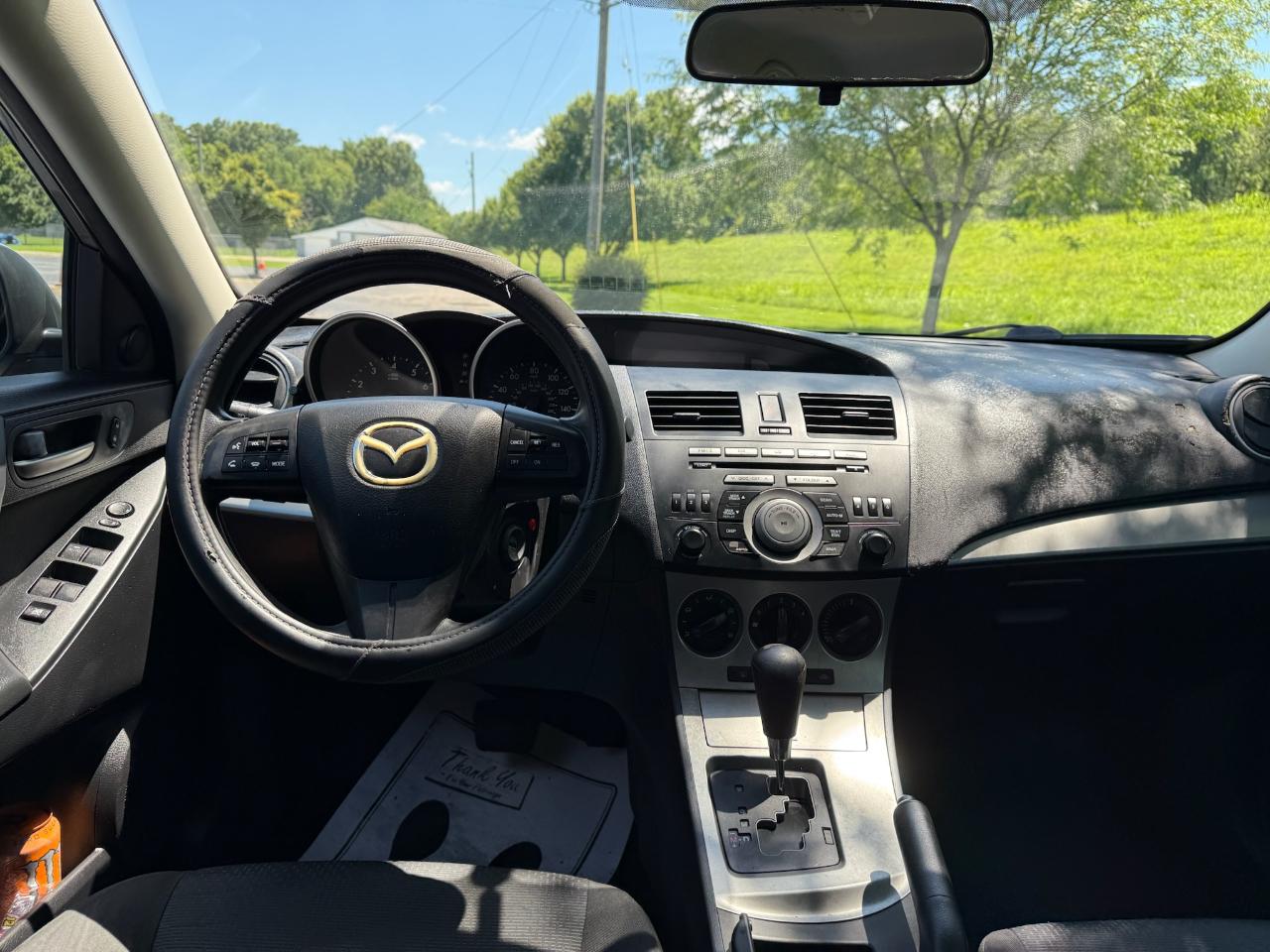 Mazda MAZDA3 i Touring 4-door 2010