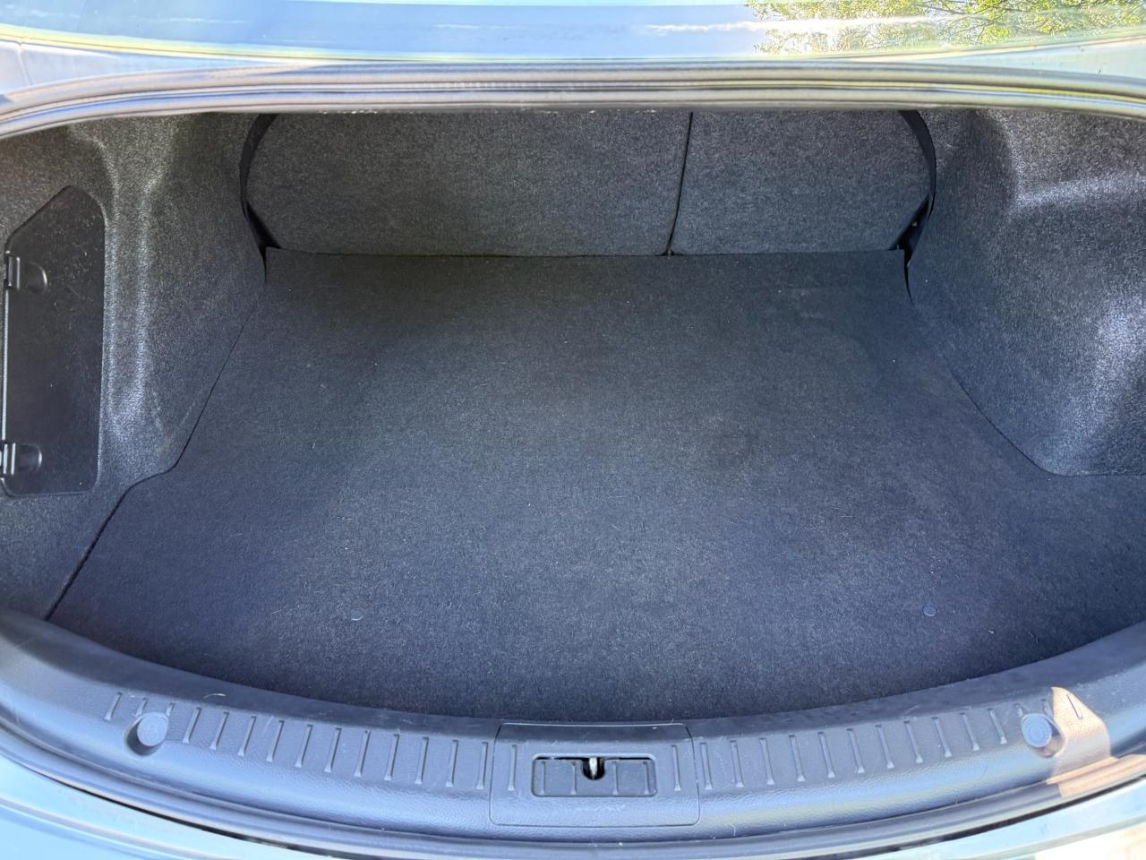 Mazda MAZDA3 i Touring 4-door 2010