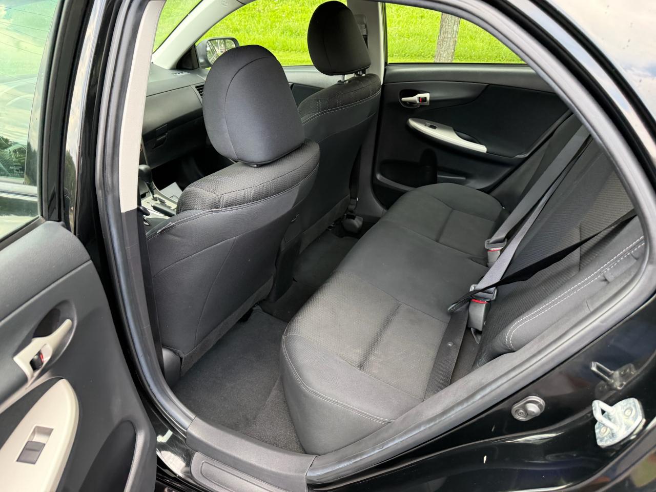 Toyota Corolla S 4D Sedan 2013