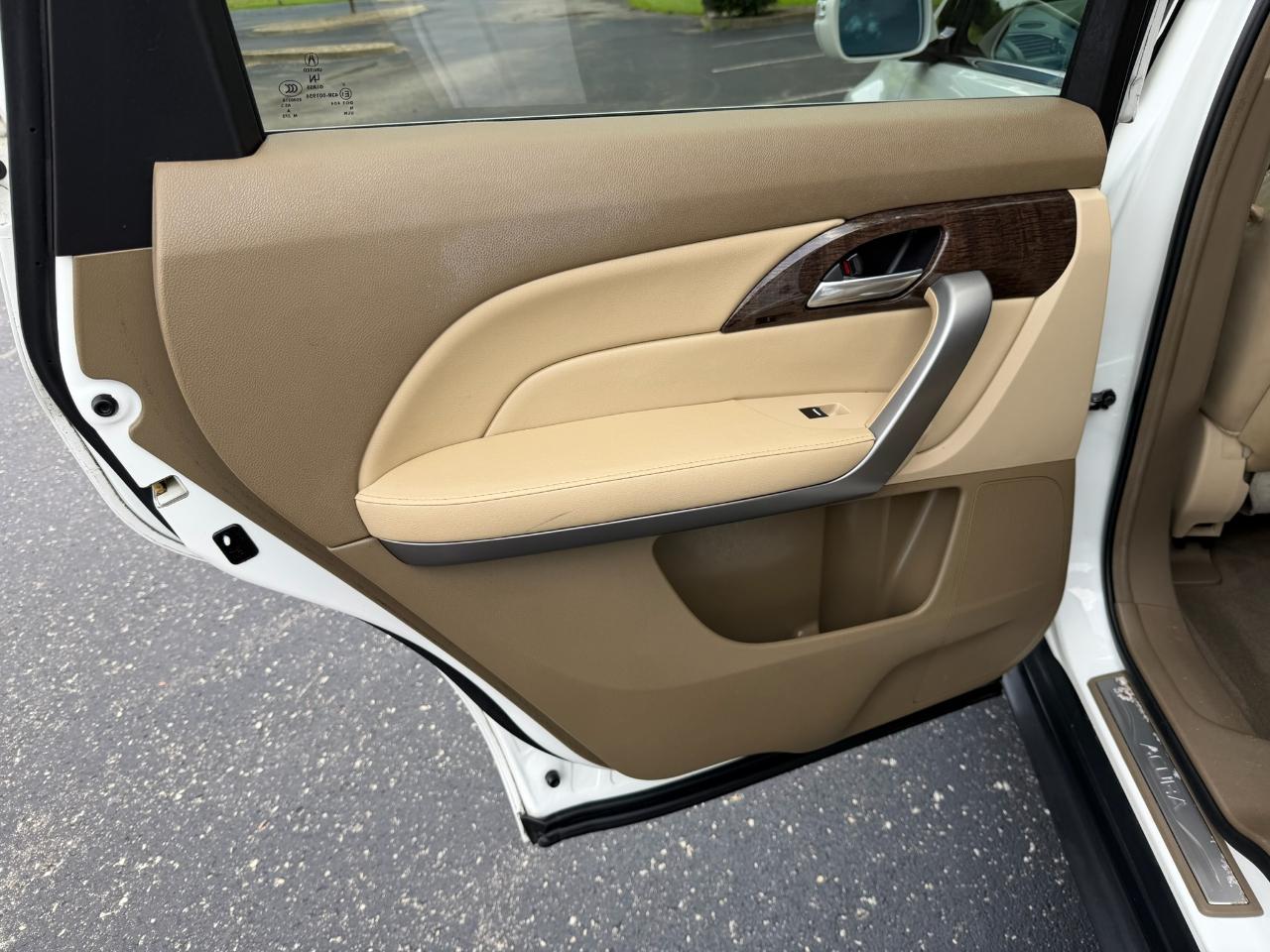 Acura MDX Technology Package 2012