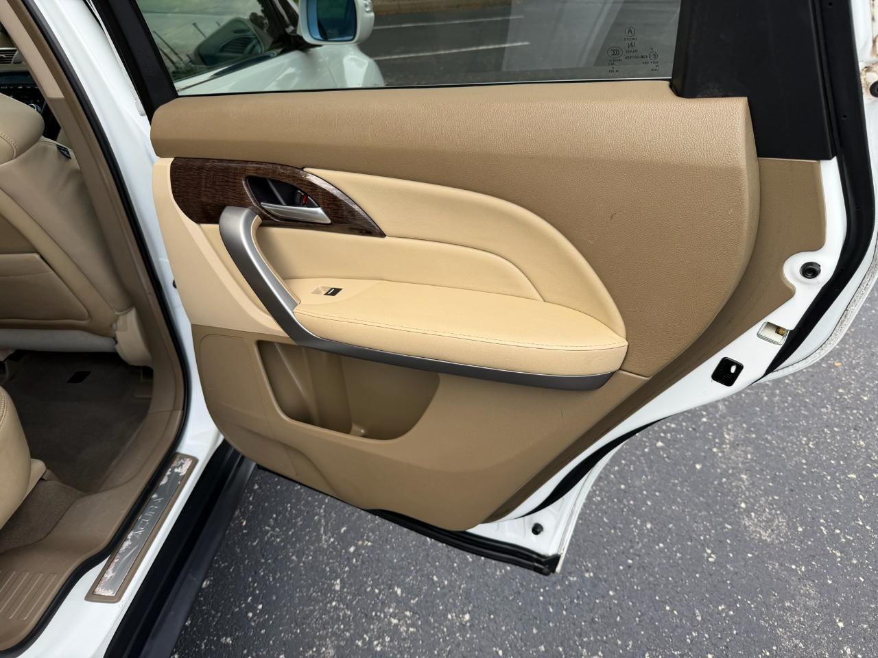 Acura MDX Technology Package 2012