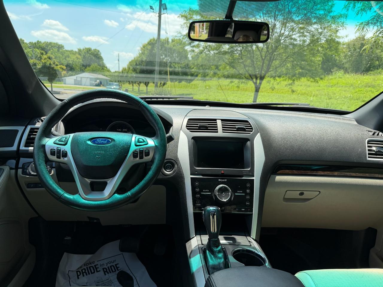 Ford Explorer Limited FWD 2015