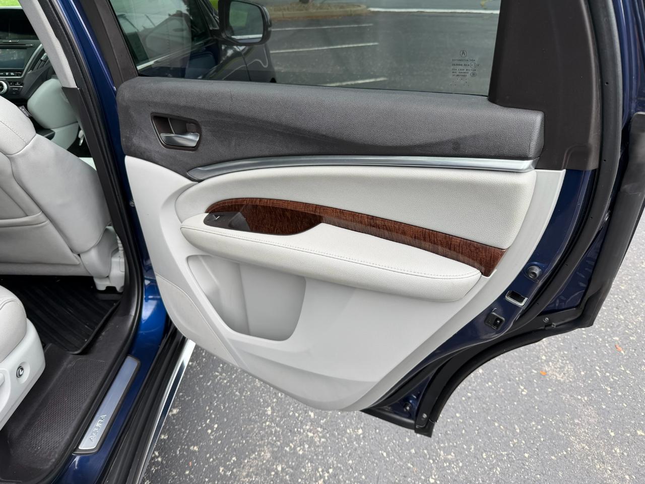 Acura MDX FWD w/Technology Package 2018