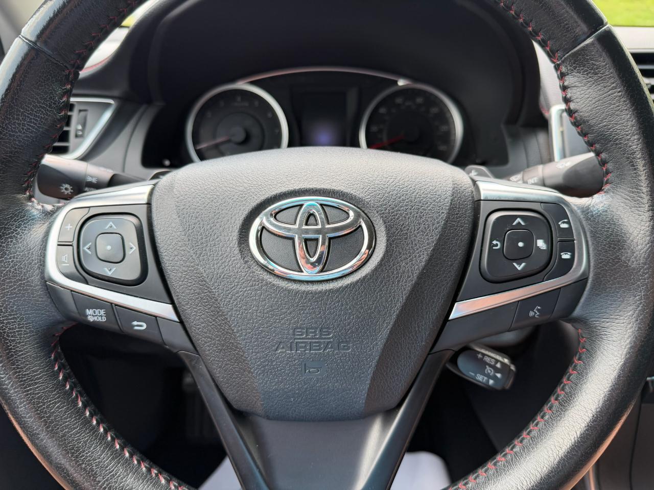Toyota Camry SE 2015