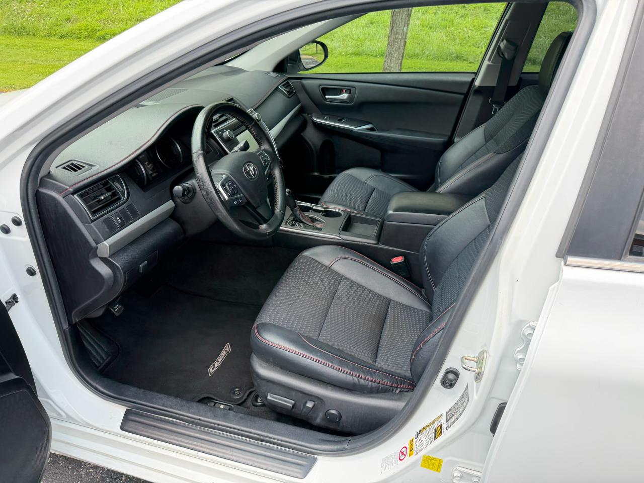 Toyota Camry SE 2015