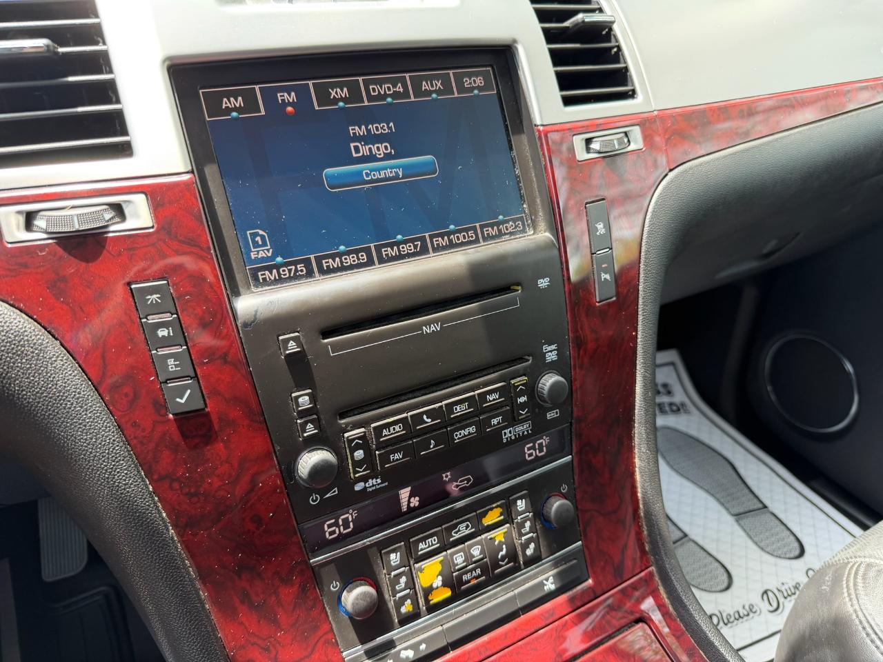 Cadillac Escalade ESV AWD Premium 2010