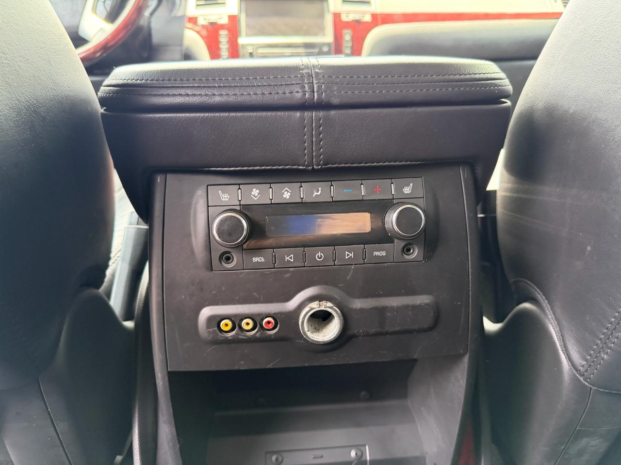 Cadillac Escalade ESV AWD Premium 2010