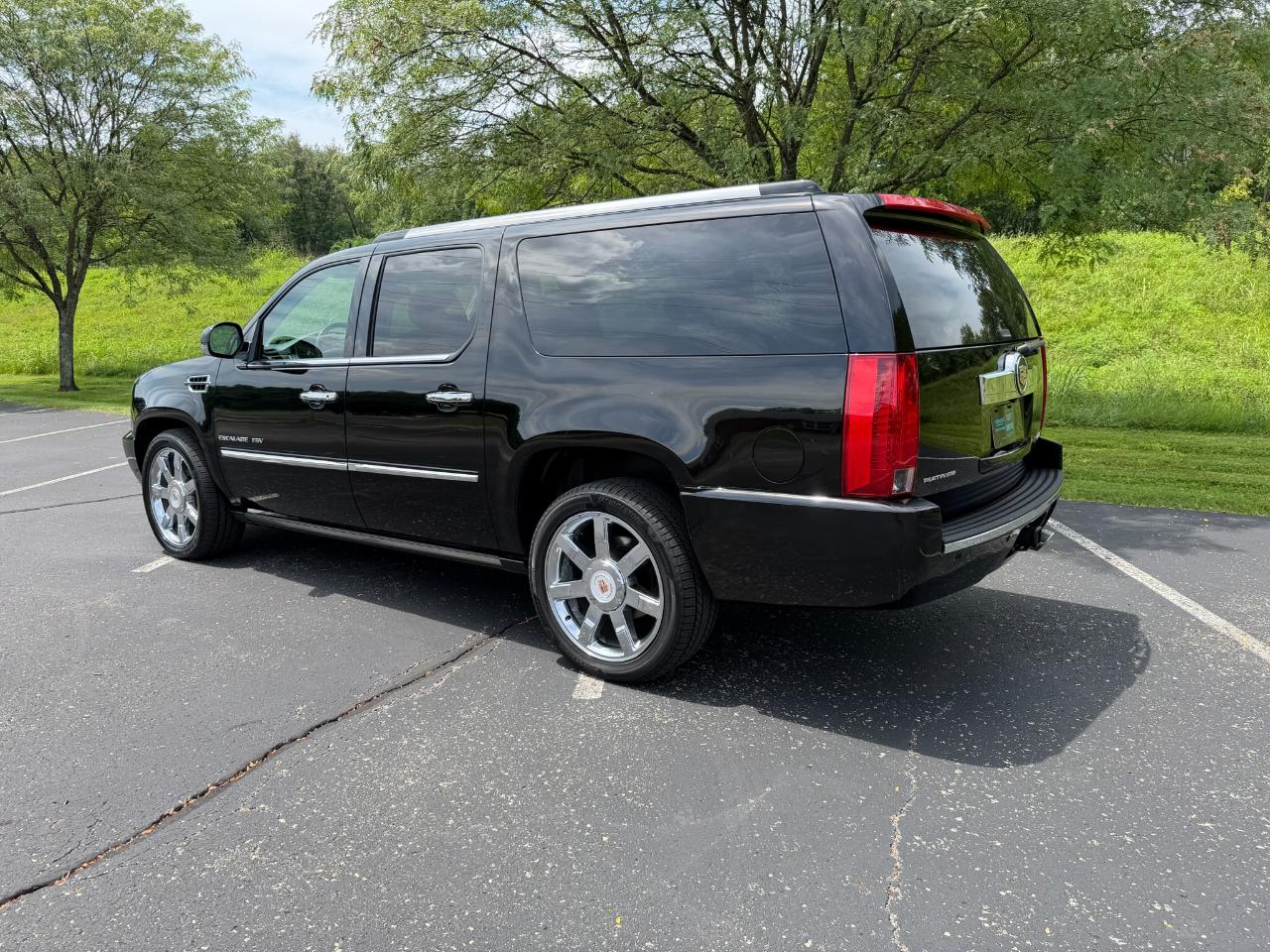 Cadillac Escalade ESV AWD Premium 2010
