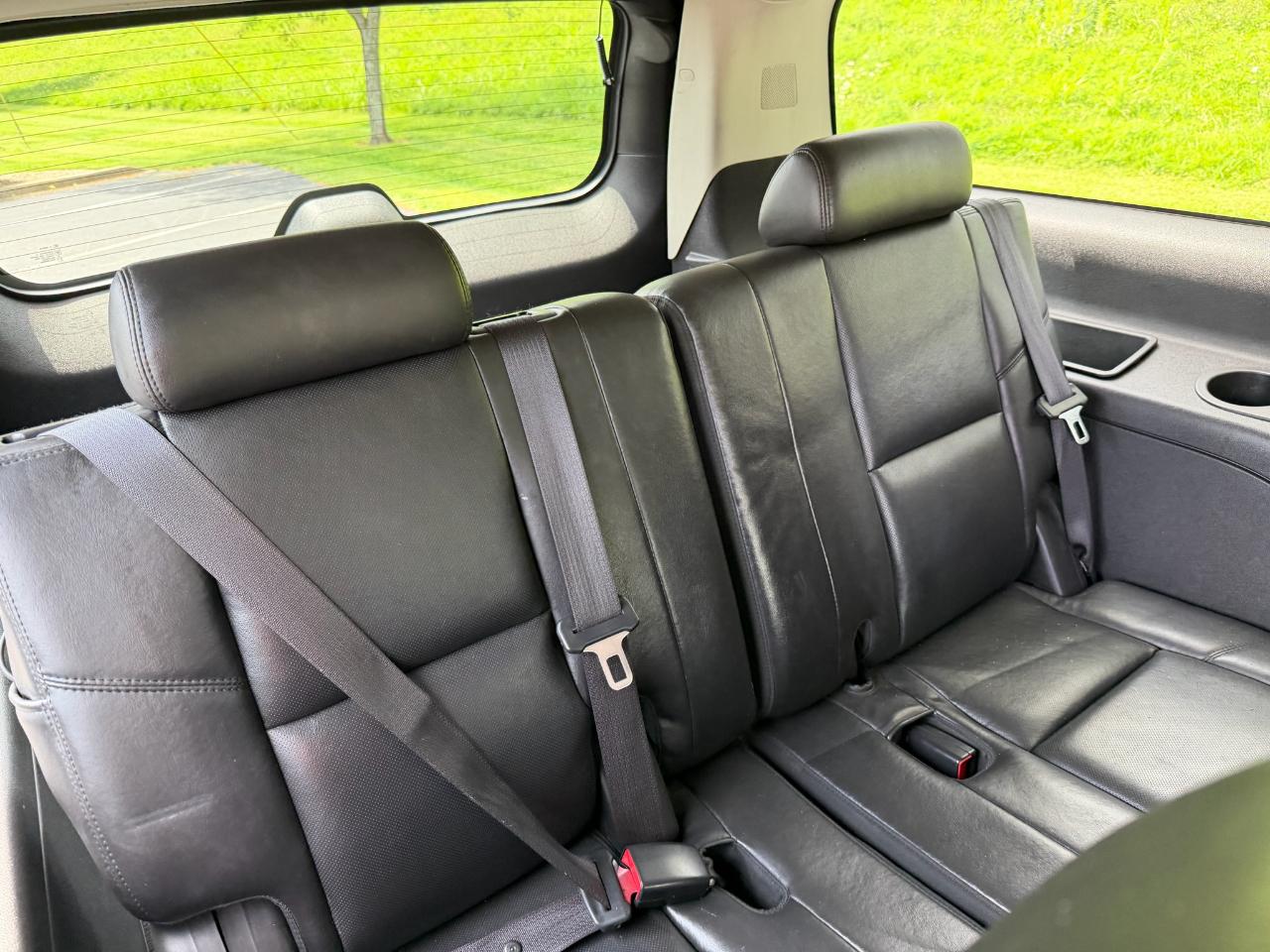 Cadillac Escalade ESV AWD Premium 2010