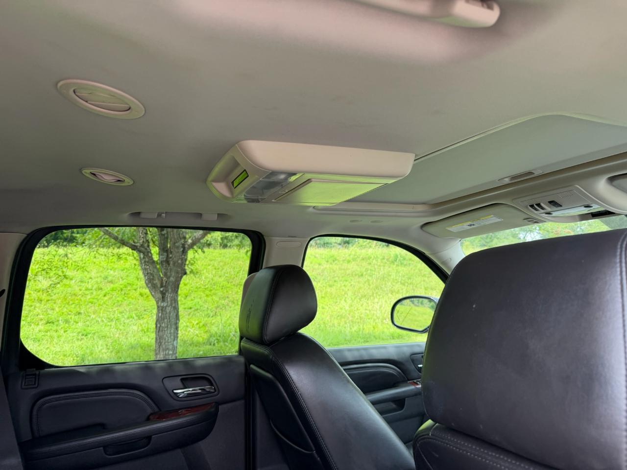 Cadillac Escalade ESV AWD Premium 2010