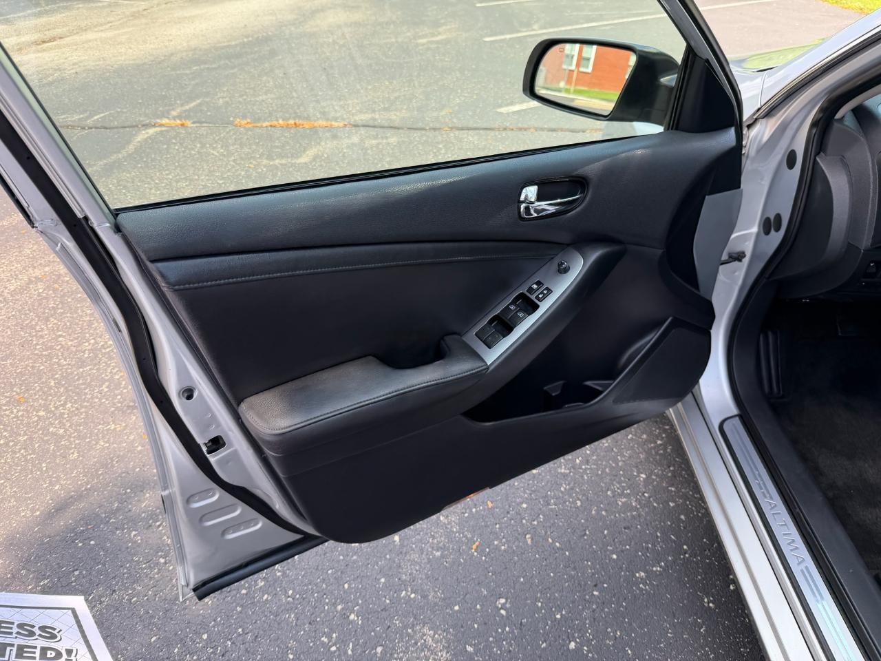 Nissan Altima 3.5 SR 2012