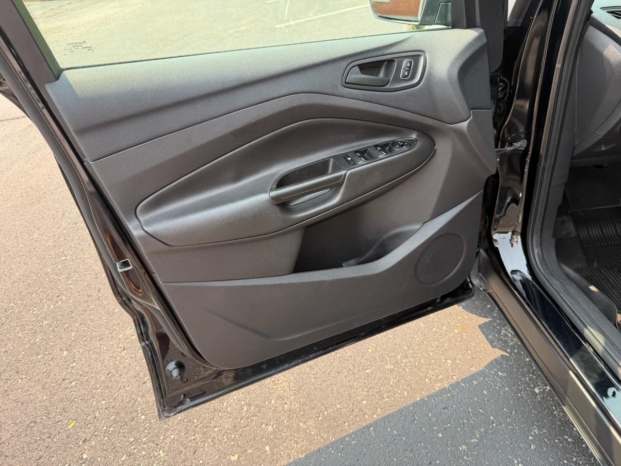 Ford Escape S FWD 2018