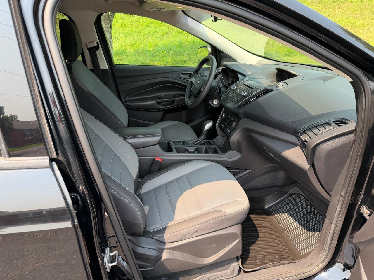 Ford Escape S FWD 2018