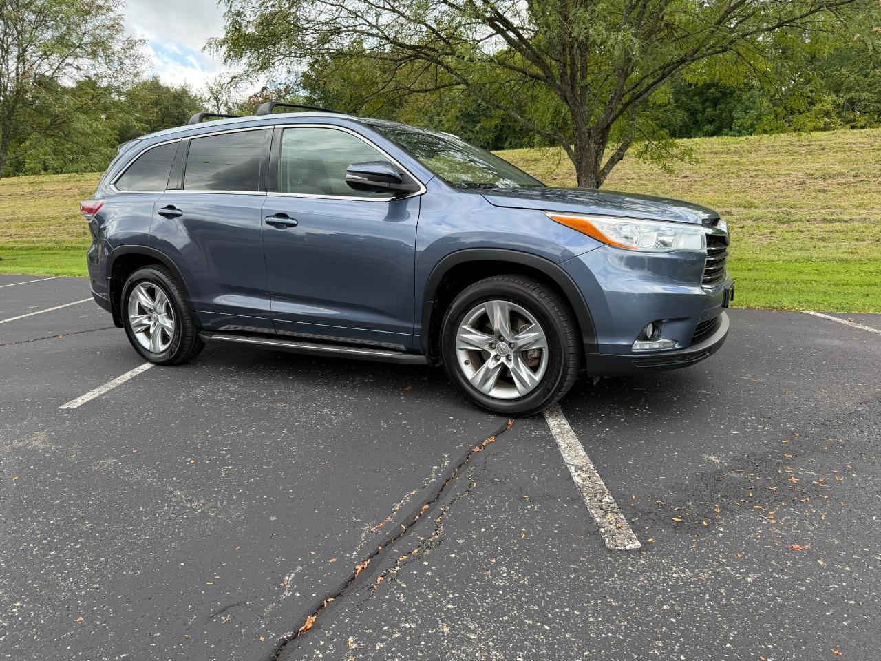 2015 Toyota Highlander Limited Platinum FWD V6