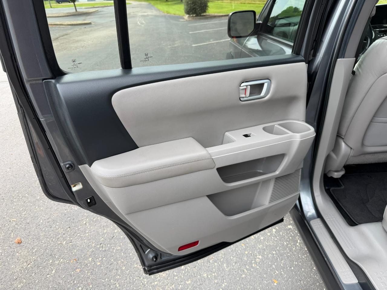Honda Pilot EX-L 2WD w/ Navigation 2013