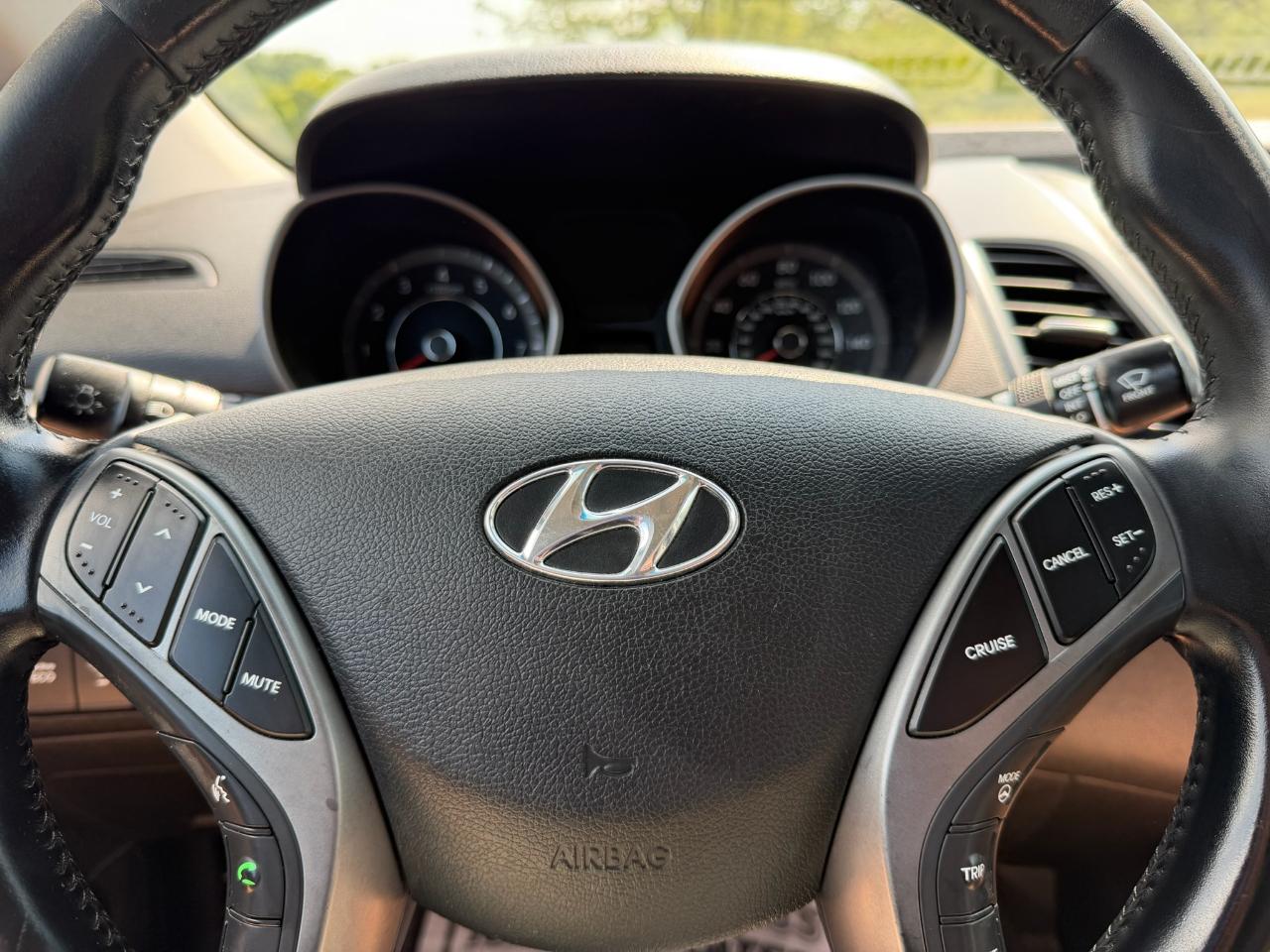 Hyundai Elantra Limited 2014