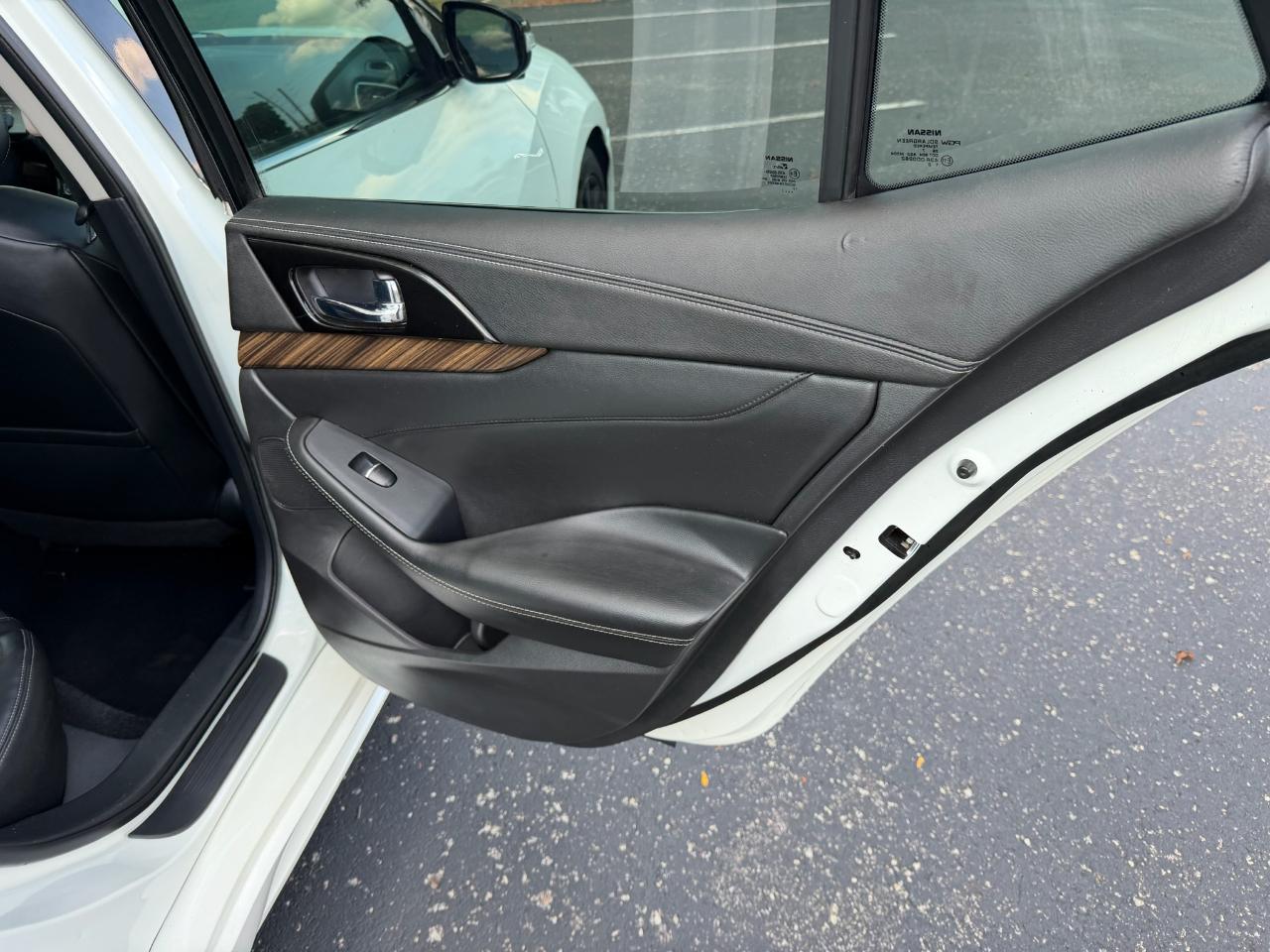 Nissan Maxima Platinum 4D Sedan 2017