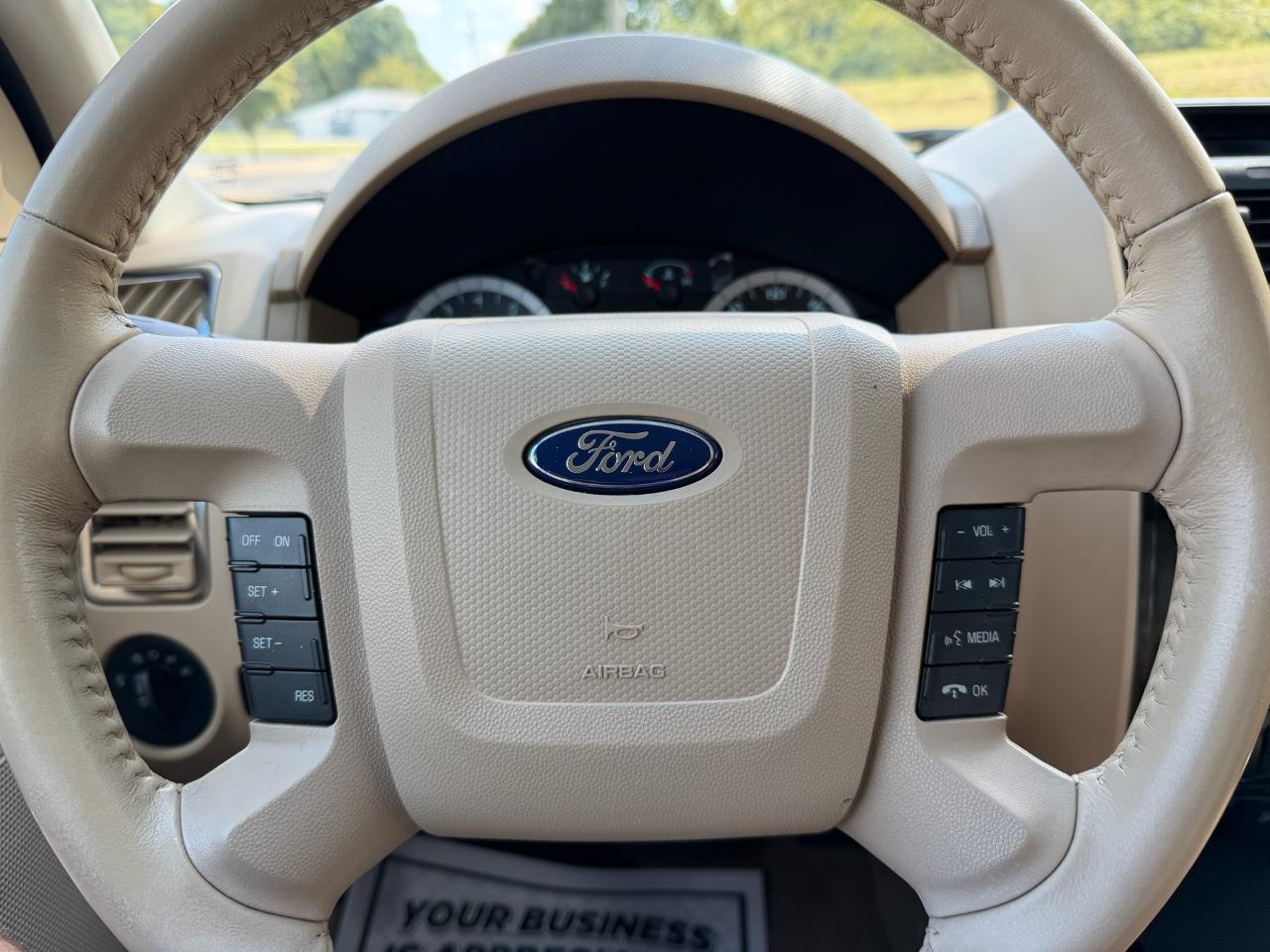 Ford Escape Limited FWD 2011