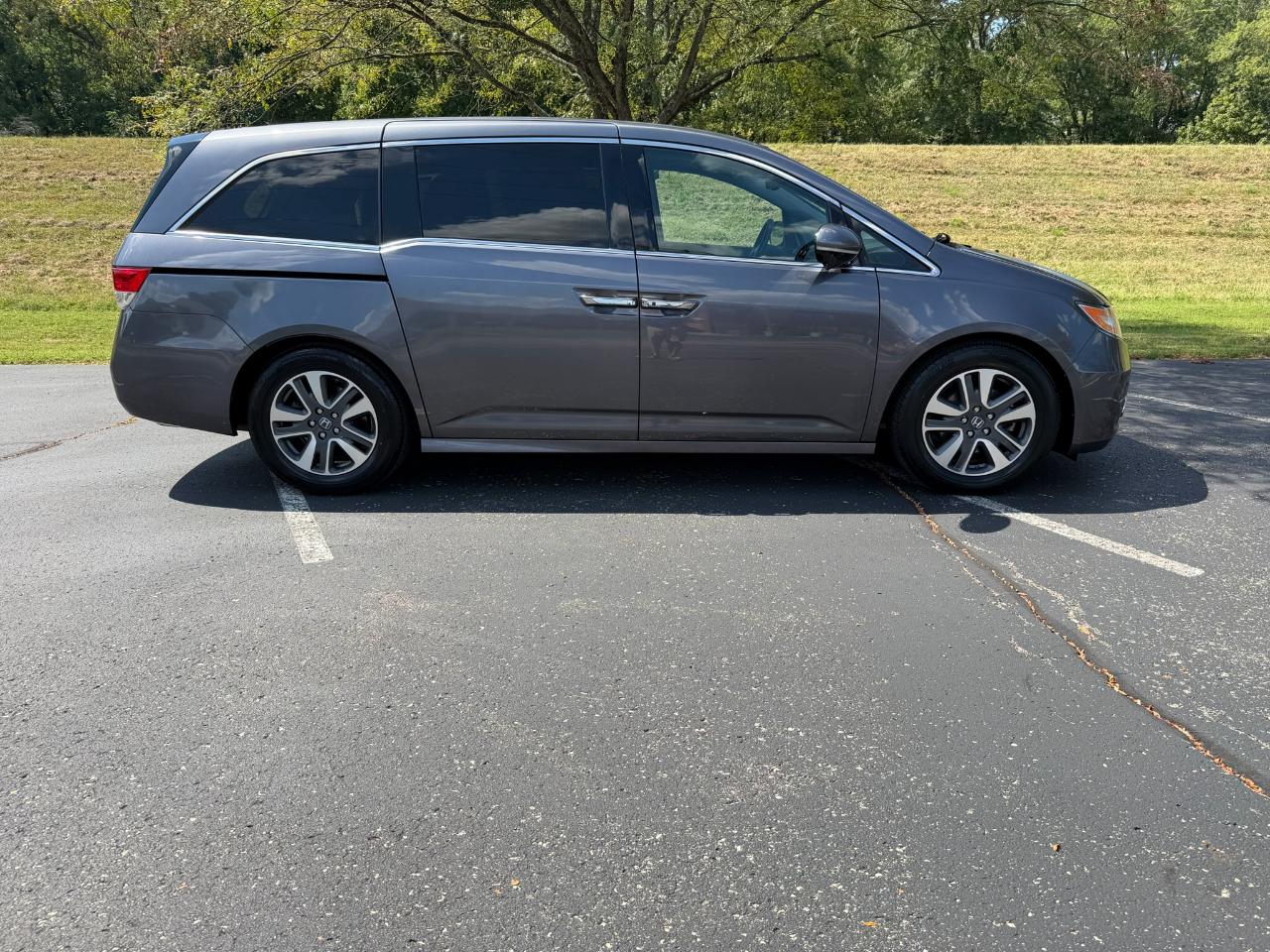 Honda Odyssey Touring Elite 2015