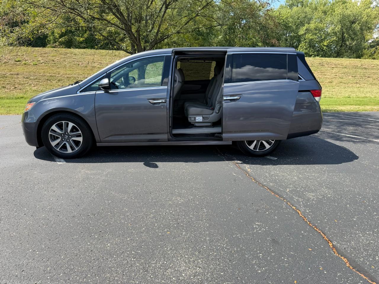 Honda Odyssey Touring Elite 2015