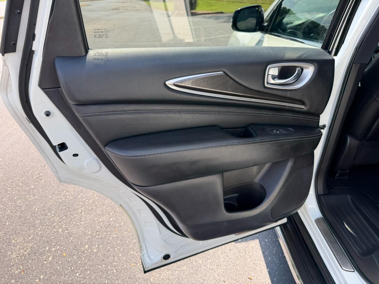 Infiniti QX60 Luxe 4D SUV AWD 2020