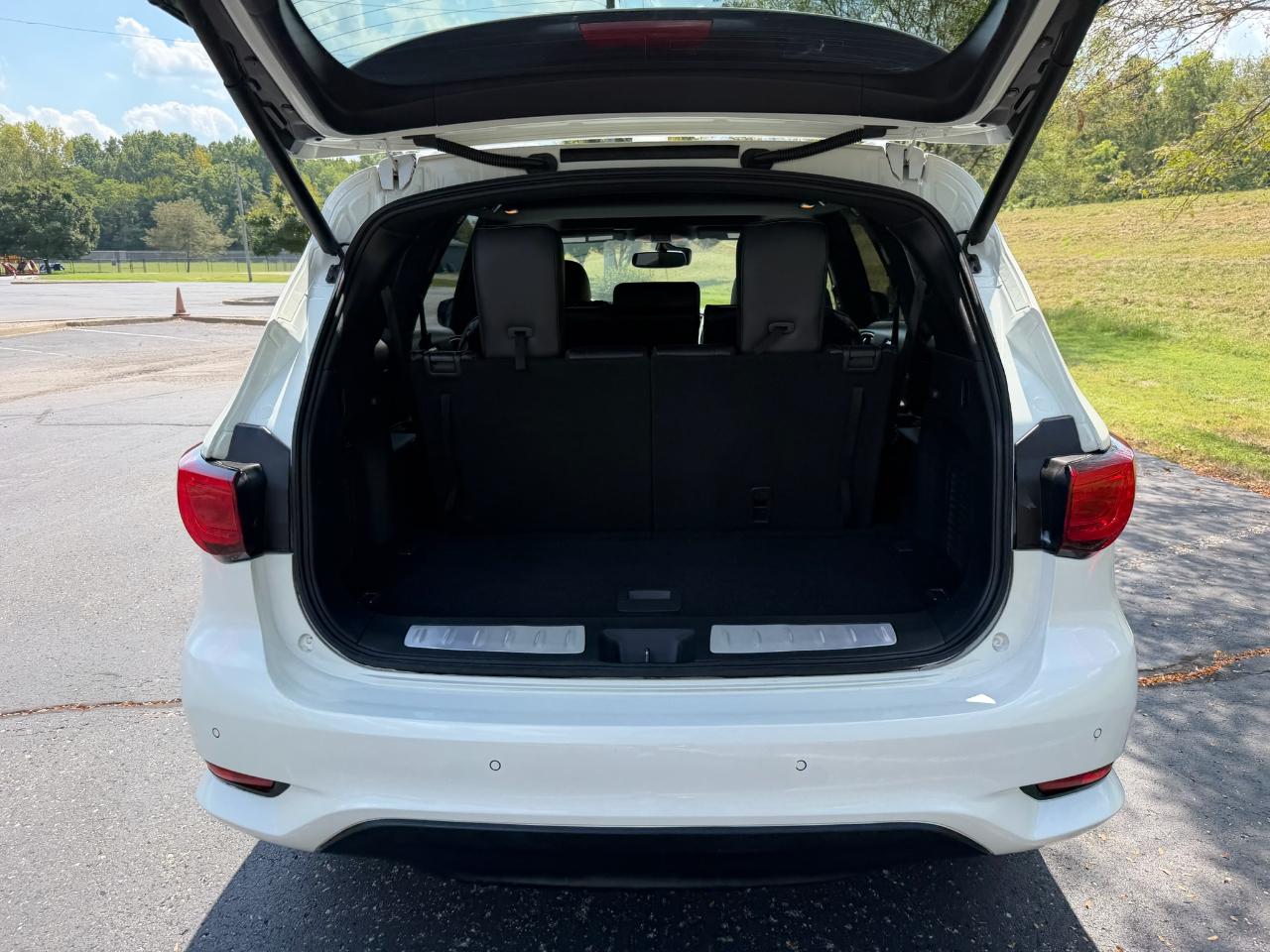 Infiniti QX60 Luxe 4D SUV AWD 2020