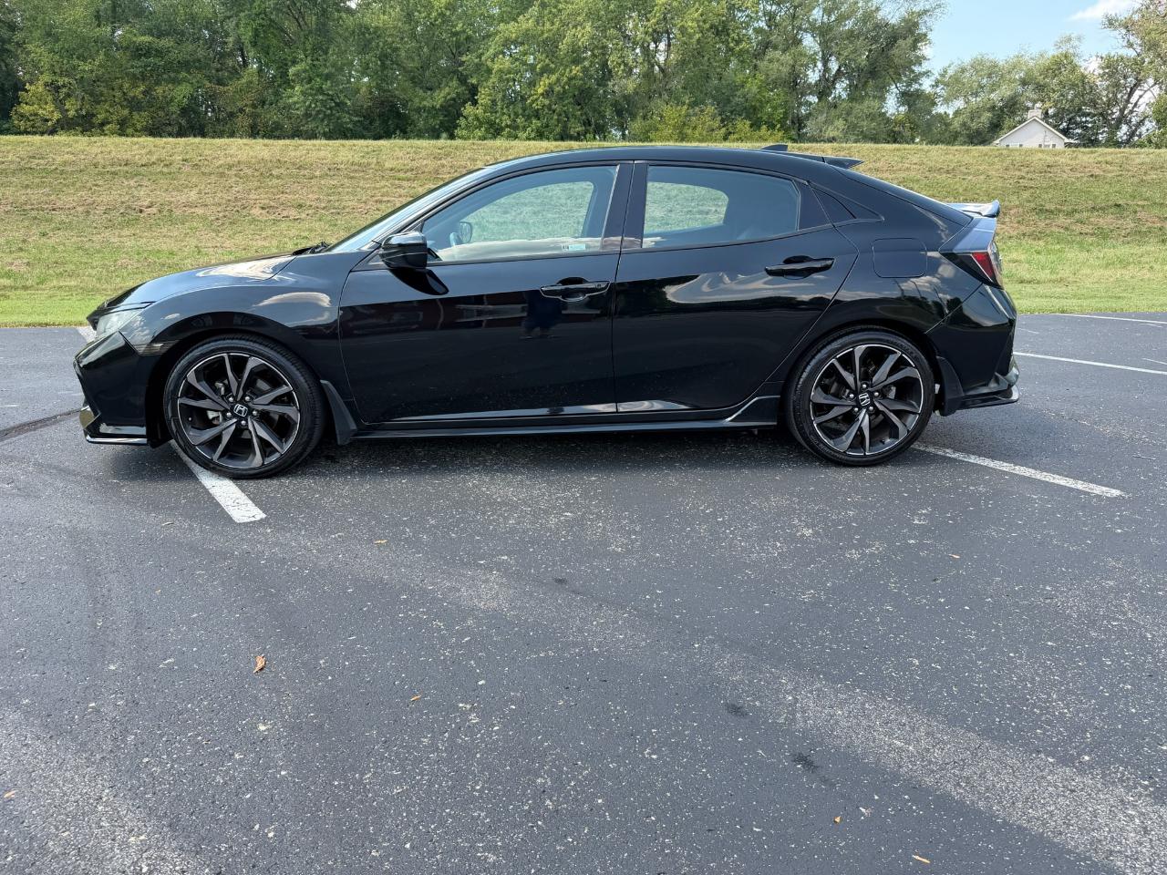 Honda Civic Sport 4D Hatchback at 2018
