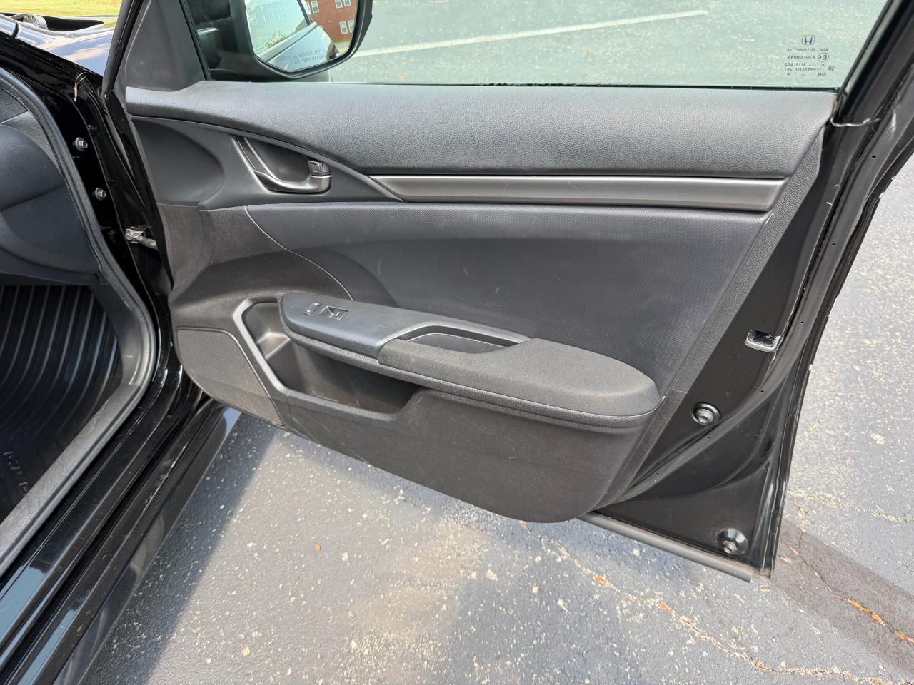 Honda Civic Sport 4D Hatchback at 2018