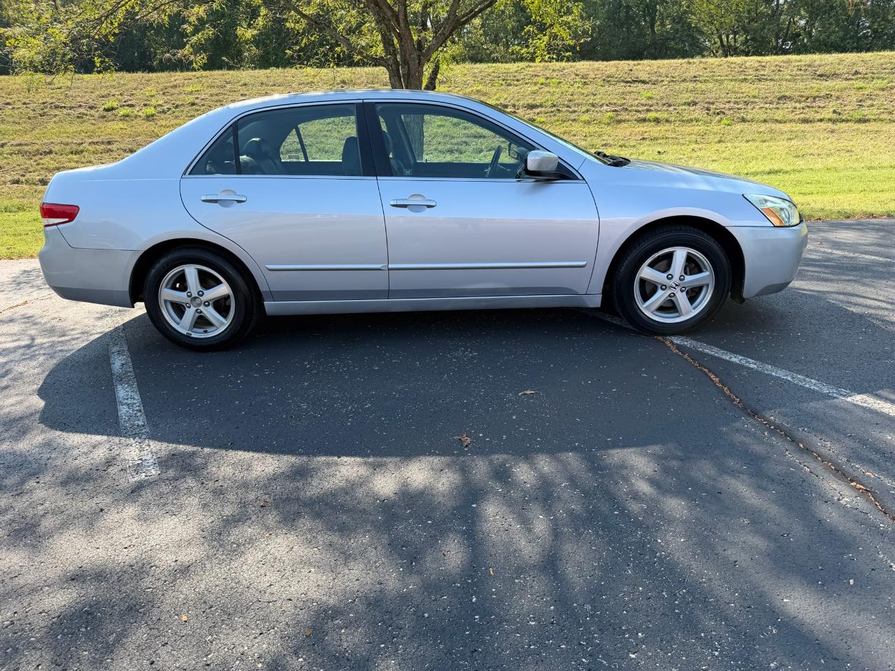 Honda Accord EX-L 4D Sedan 2004