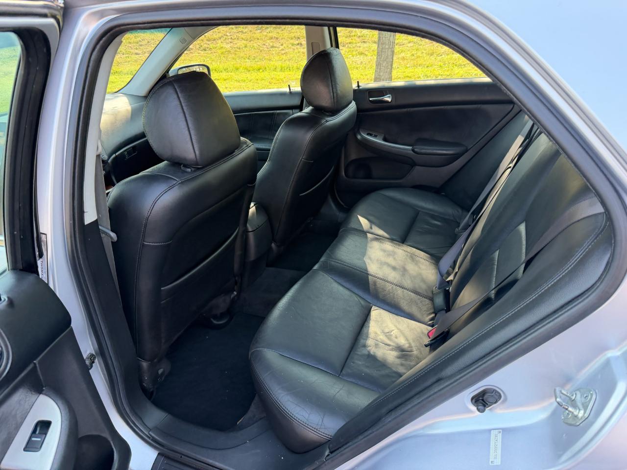 Honda Accord EX-L 4D Sedan 2004
