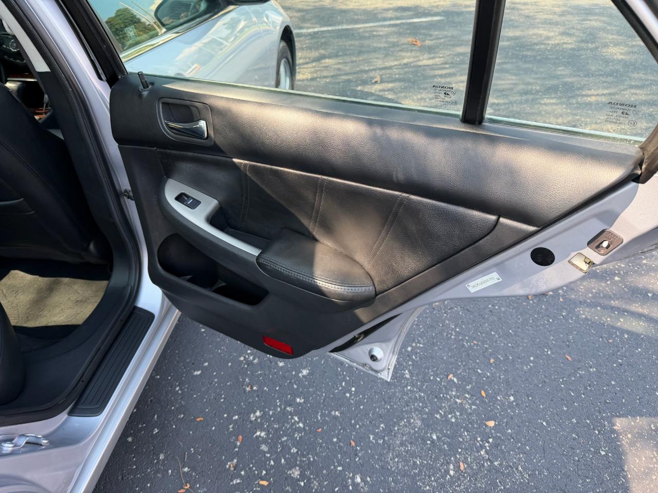 Honda Accord EX-L 4D Sedan 2004