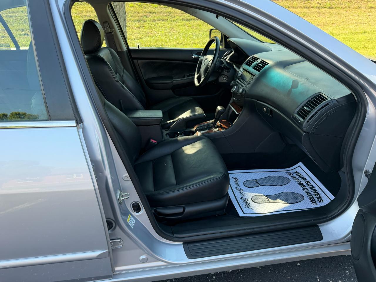 Honda Accord EX-L 4D Sedan 2004