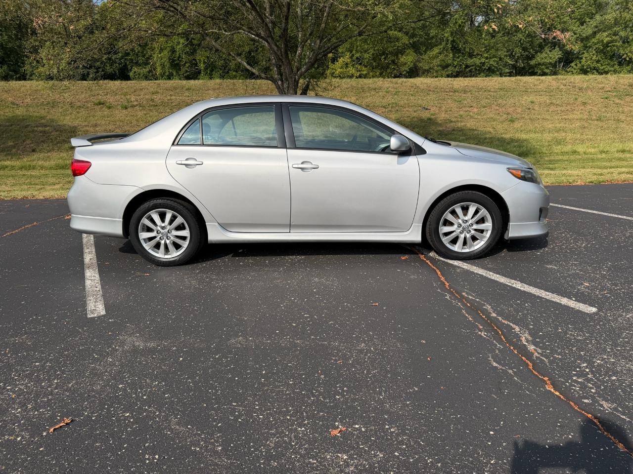 Toyota Corolla S 4D Sedan 2010