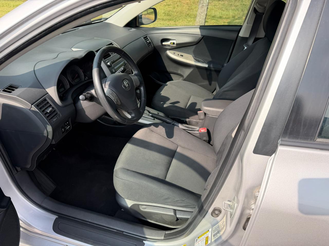 Toyota Corolla S 4D Sedan 2010