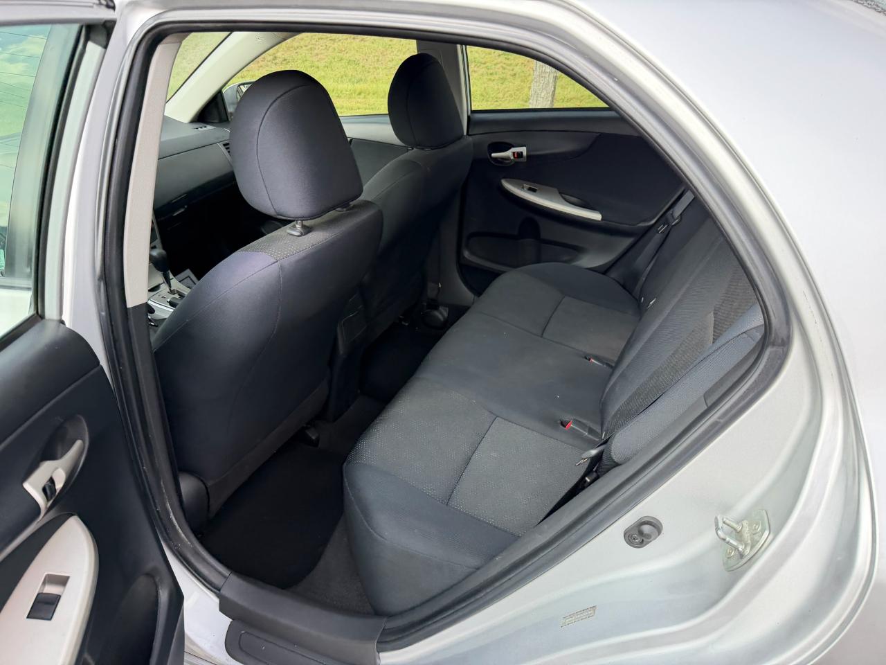 Toyota Corolla S 4D Sedan 2010