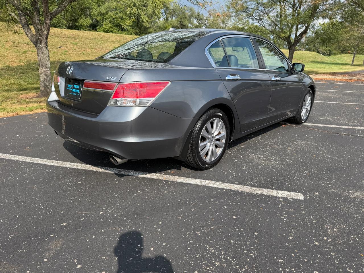 Honda Accord EX-L V6 Sedan AT 2012
