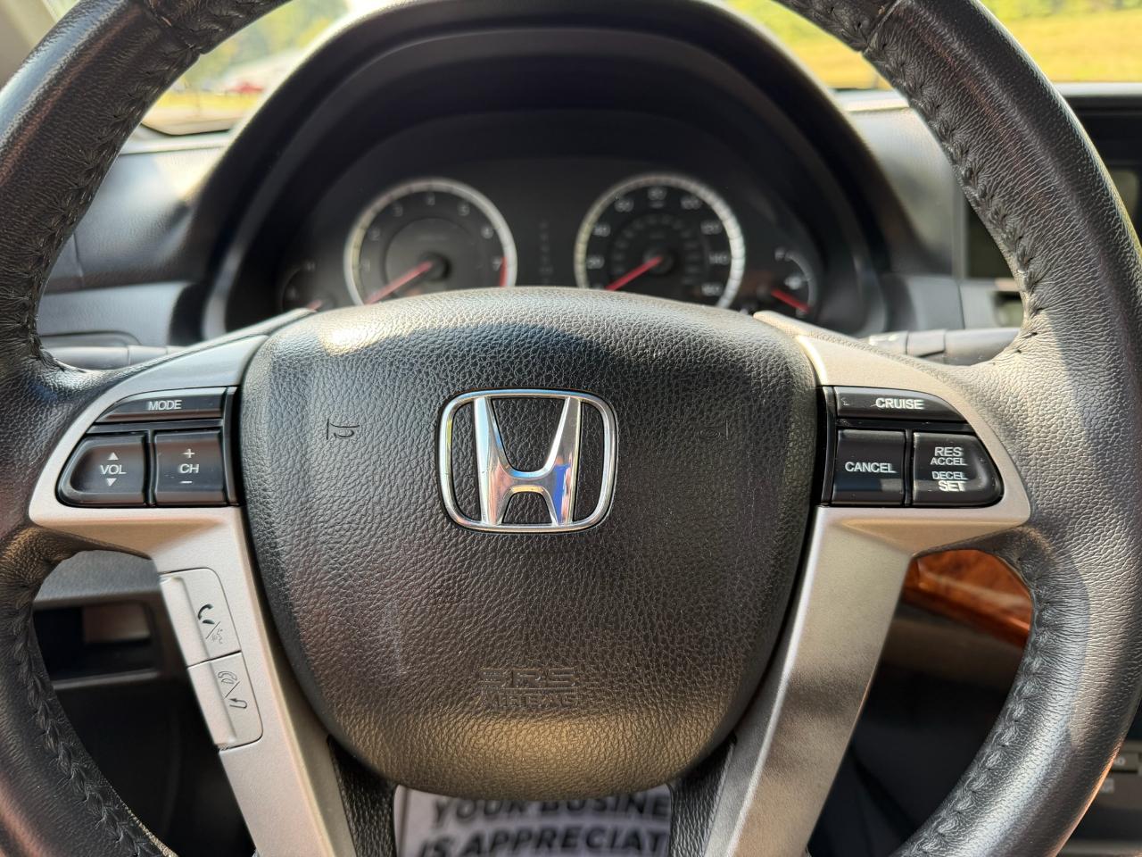 Honda Accord EX-L V6 Sedan AT 2012