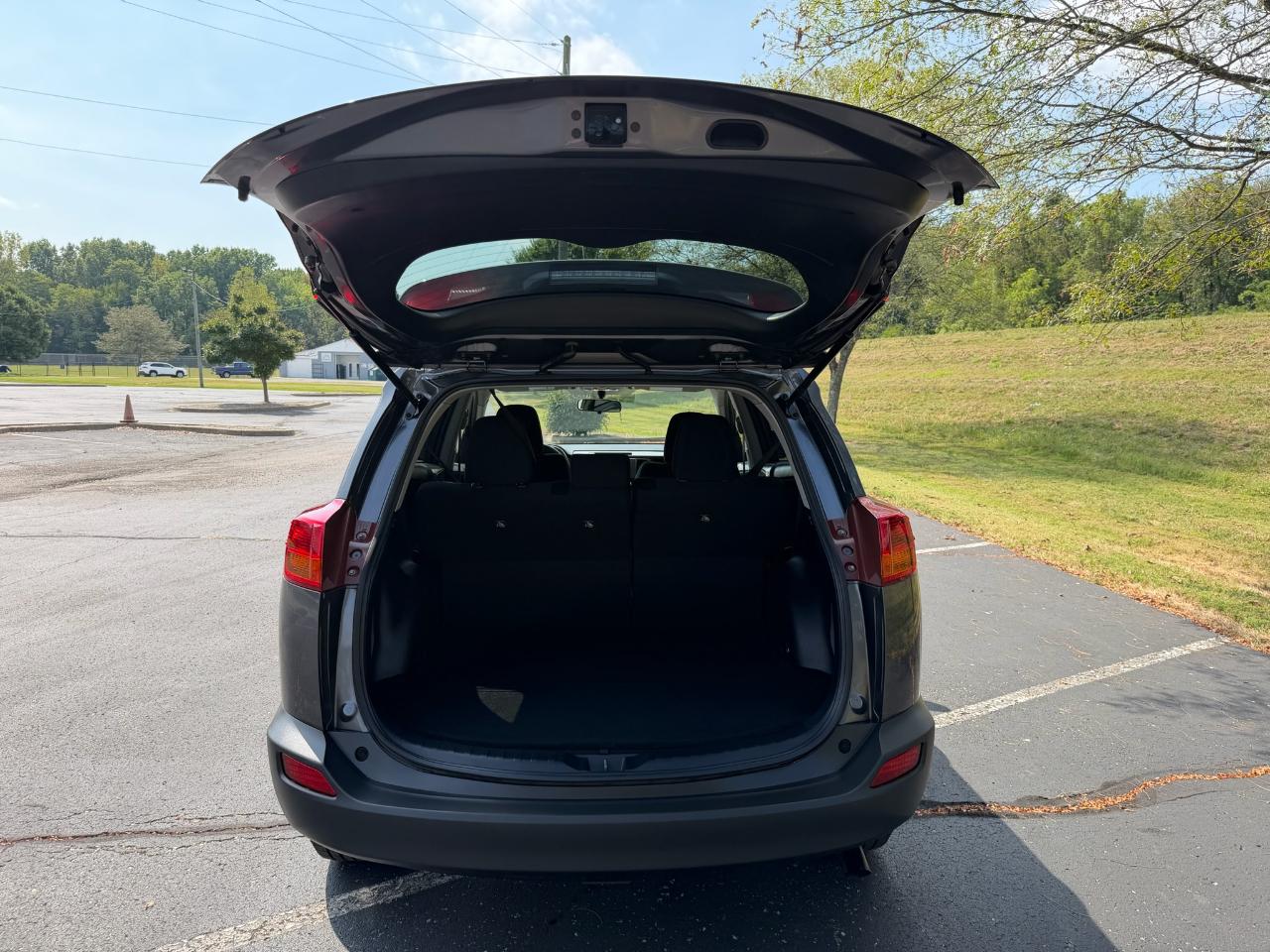 Toyota RAV4 XLE FWD 2015
