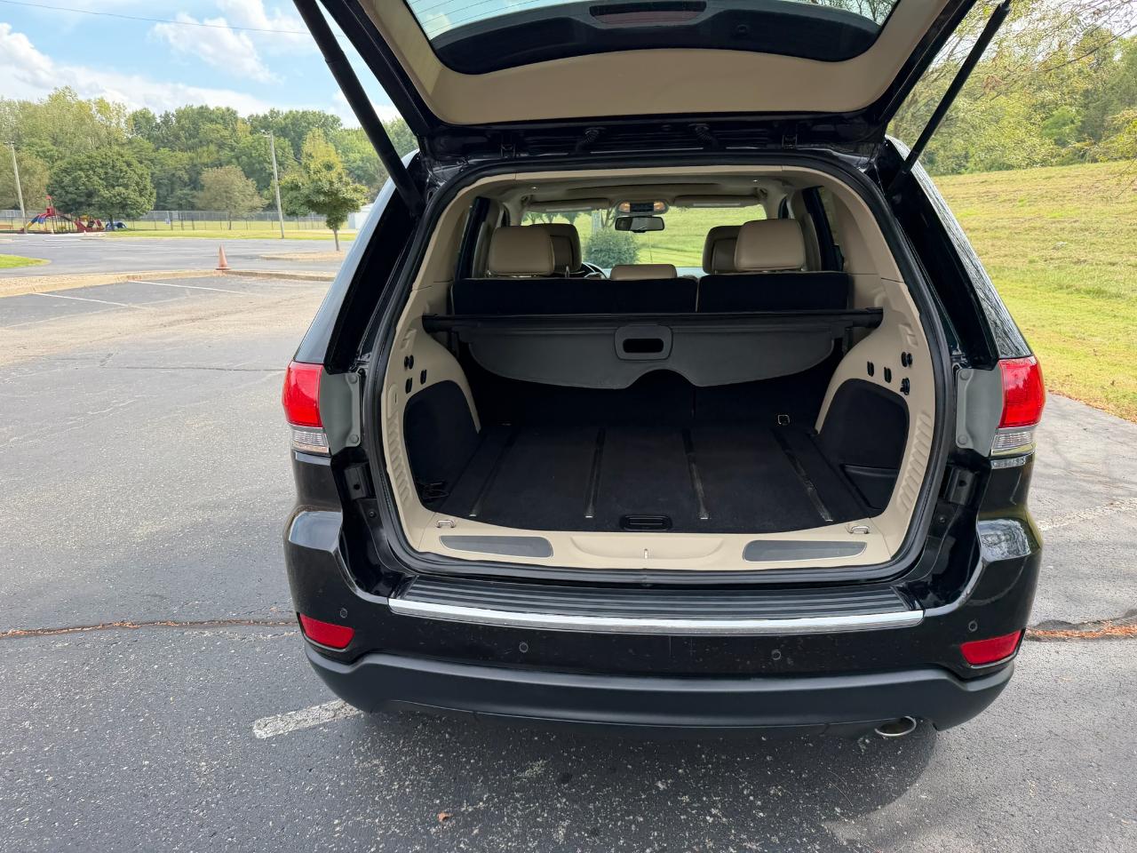 Jeep Grand Cherokee Limited 4WD 2016