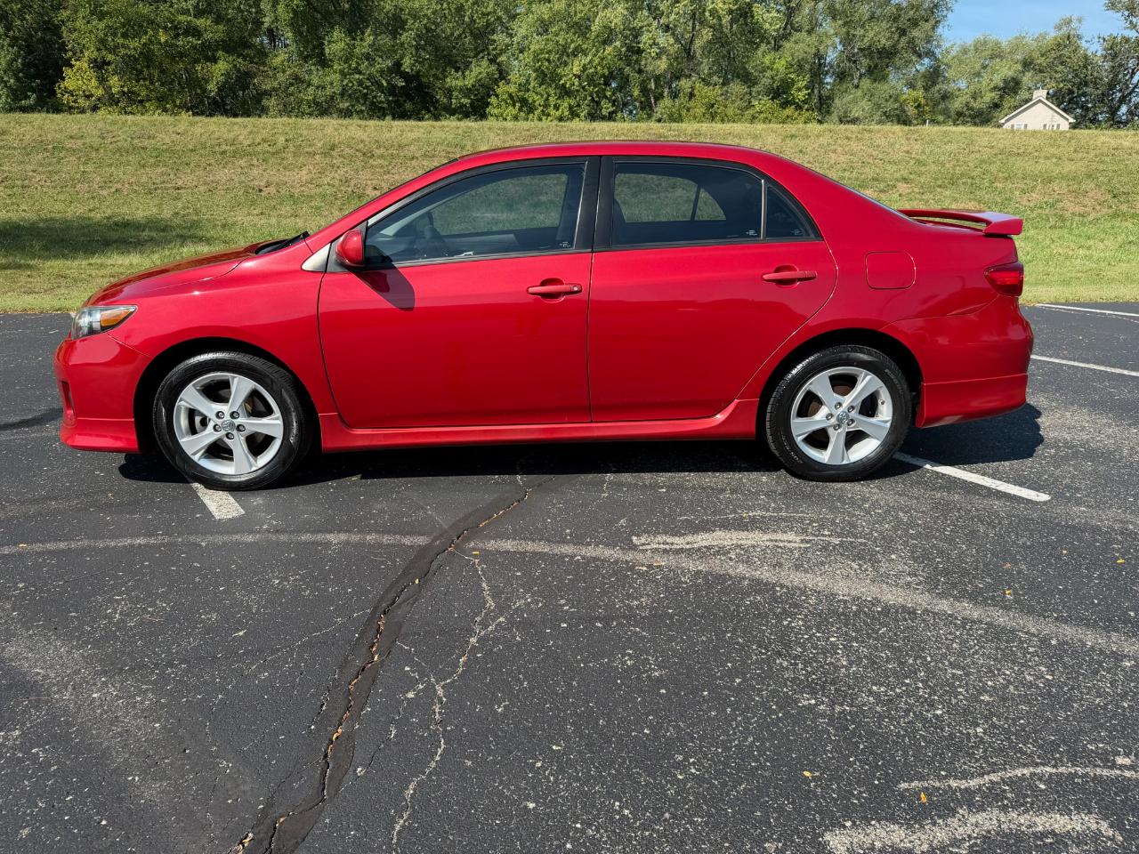 Toyota Corolla S 4D Sedan 2011