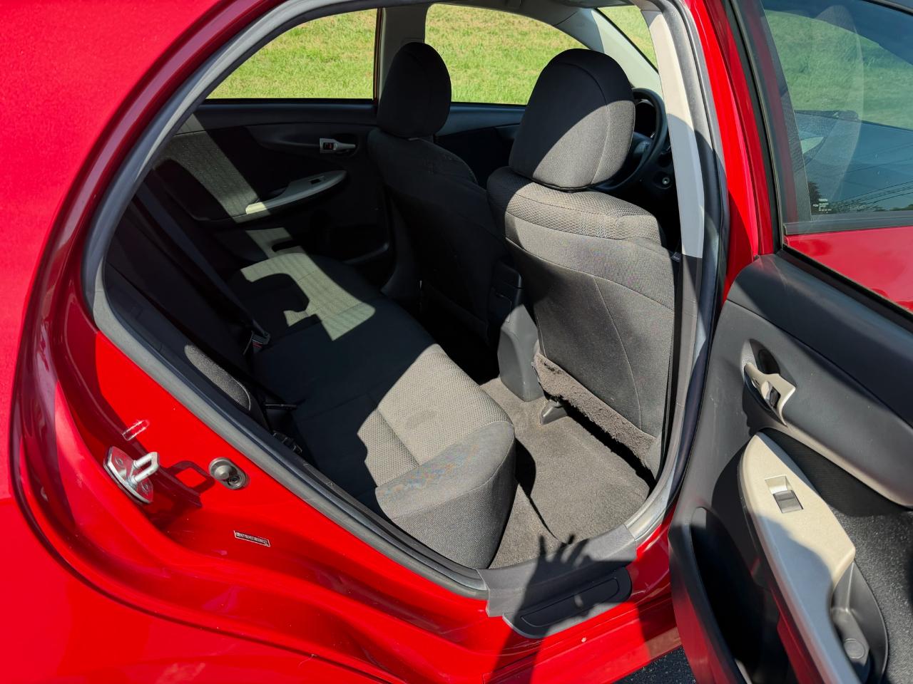 Toyota Corolla S 4D Sedan 2011