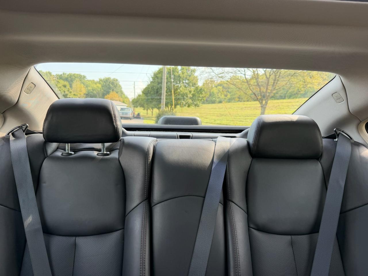Nissan Maxima SV 2012