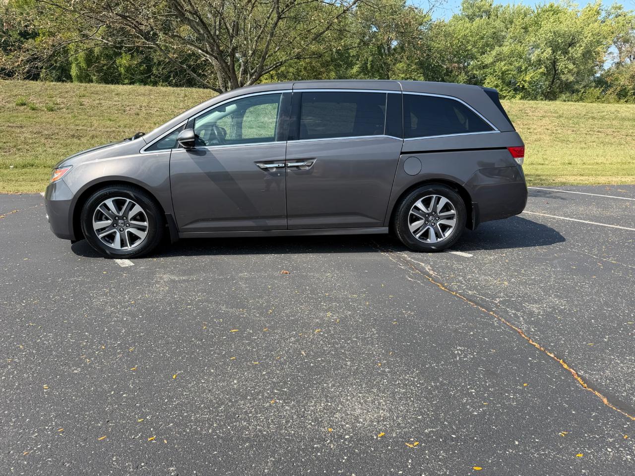Honda Odyssey Touring Elite 2014