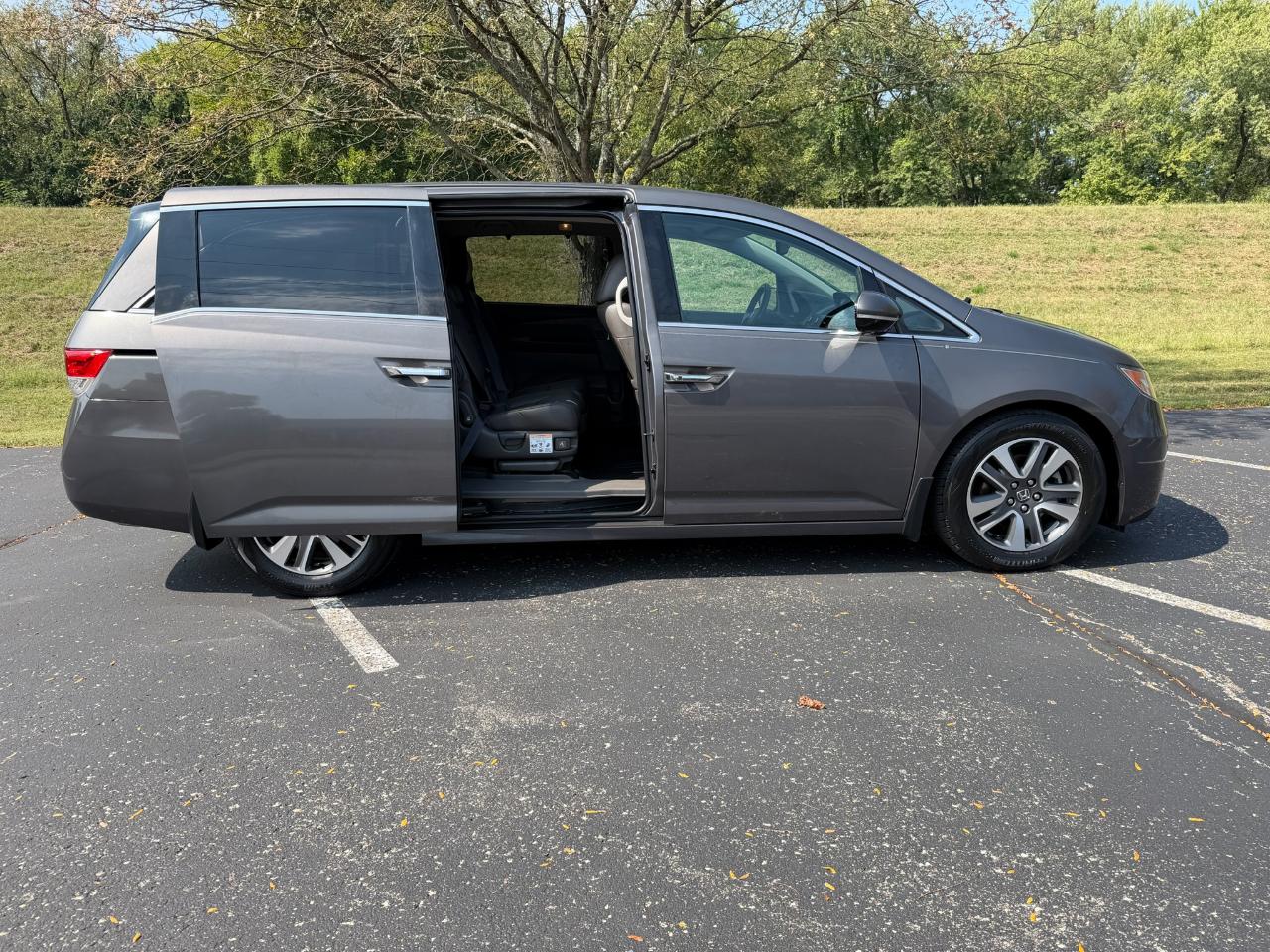 Honda Odyssey Touring Elite 2014