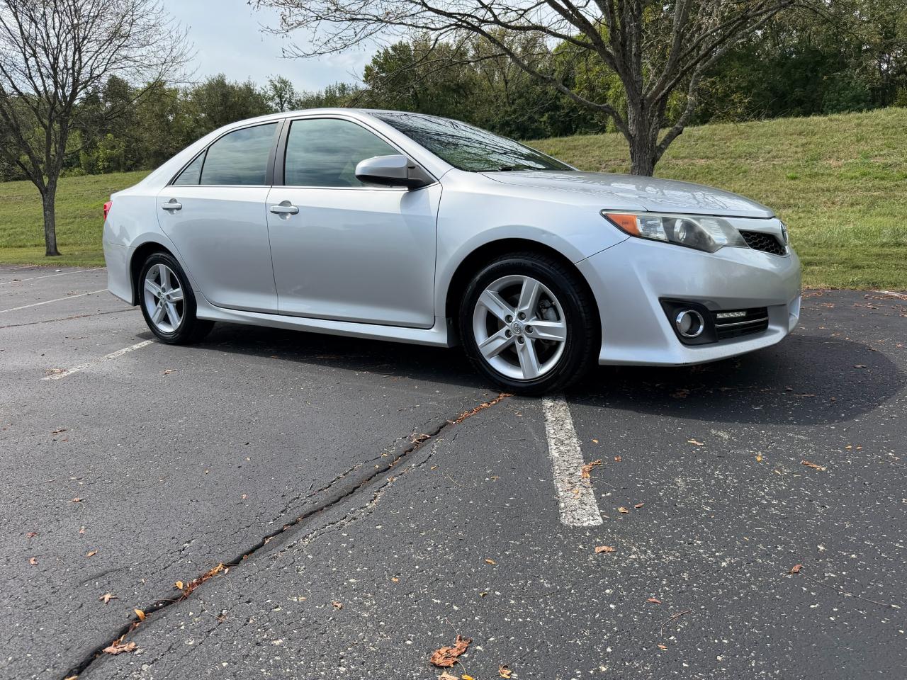 Toyota Camry SE 2012